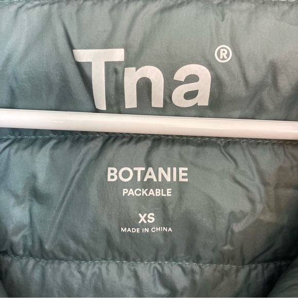Aritzia TnAction Botanie Puffer Jacket XS - Picture 5 of 10